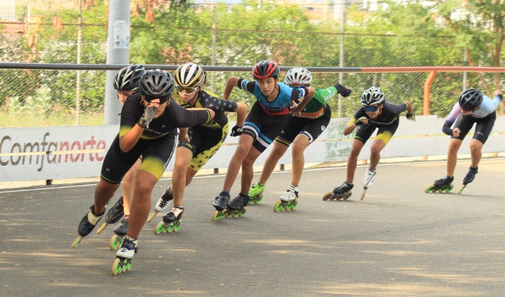 NUTRIDA PARTICIPACIÓN DE PATINADORES DE NORTE EN EL NACIONAL DE SANTA MARTA. NUTRIDA PARTICIPACIÓN DE PATINADORES DE NORTE EN EL NACIONAL DE SANTA MARTA.