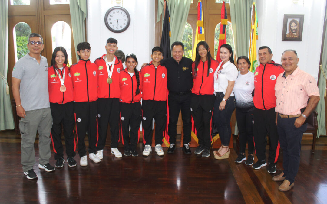 Gobernador William Villamizar recibió a la Selección Norte de Patinaje