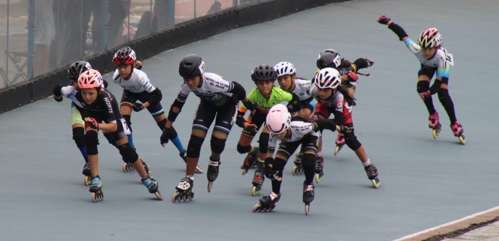 Las categorías menores, transición y mayores entran en acción en la primera Válida Departamental de Patinaje 2025-2026 Las categorías menores, transición y mayores entran en acción en la primera Válida Departamental de Patinaje 2025-2026