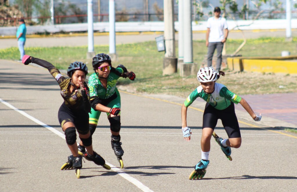 Finalizó la fase departamental de los Intercolegiados de Patinaje Finalizó la fase departamental de los Intercolegiados de Patinaje