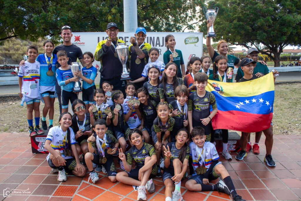 Estrellas en Línea: Campeón de la Copa Internacional